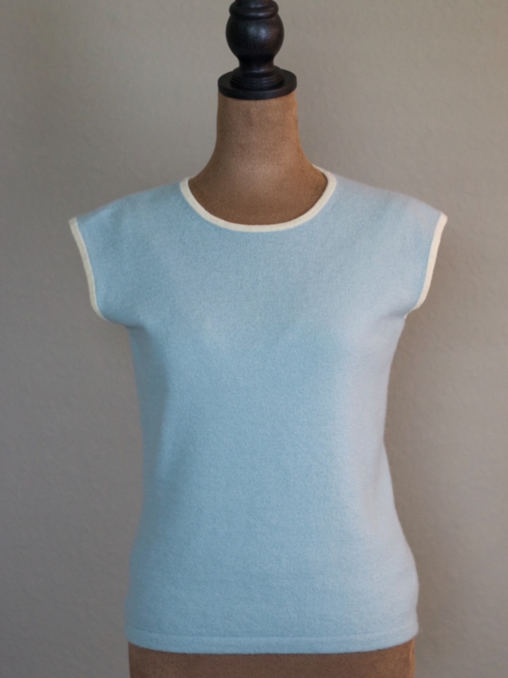 100% Cashmere Soft Blue Tee-shirt